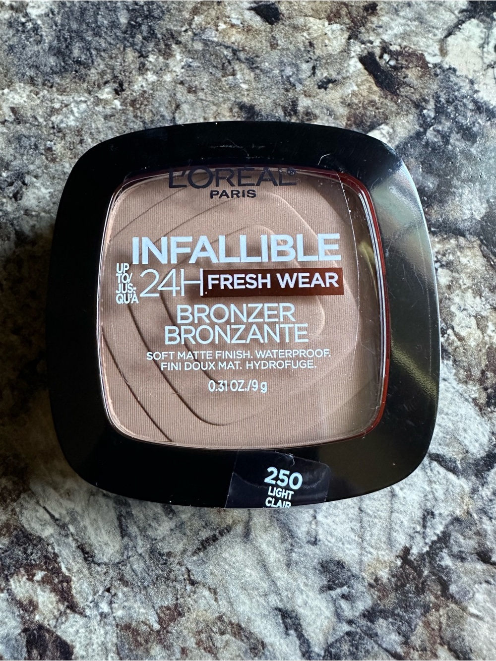 L'Oreal Paris Infallible 24H Fresh Wear Bronzer 250 Light Clair NWT
